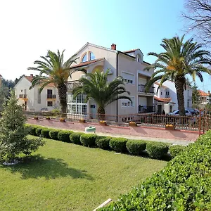 villa-dalmatia-zadar.hotelinzadar.com/